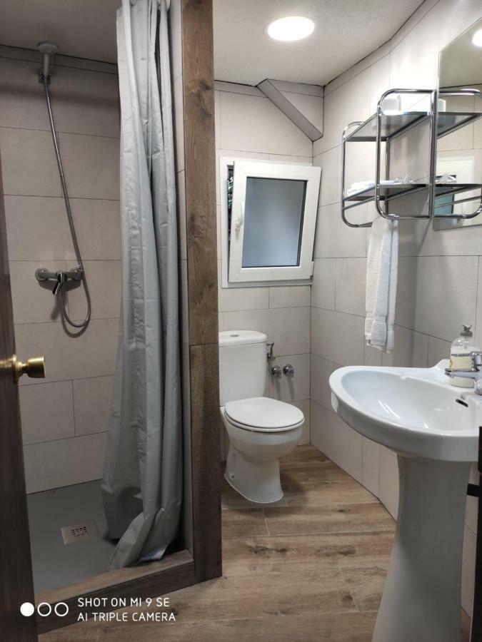 Hostal Moline Bruguera Eksteriør bilde